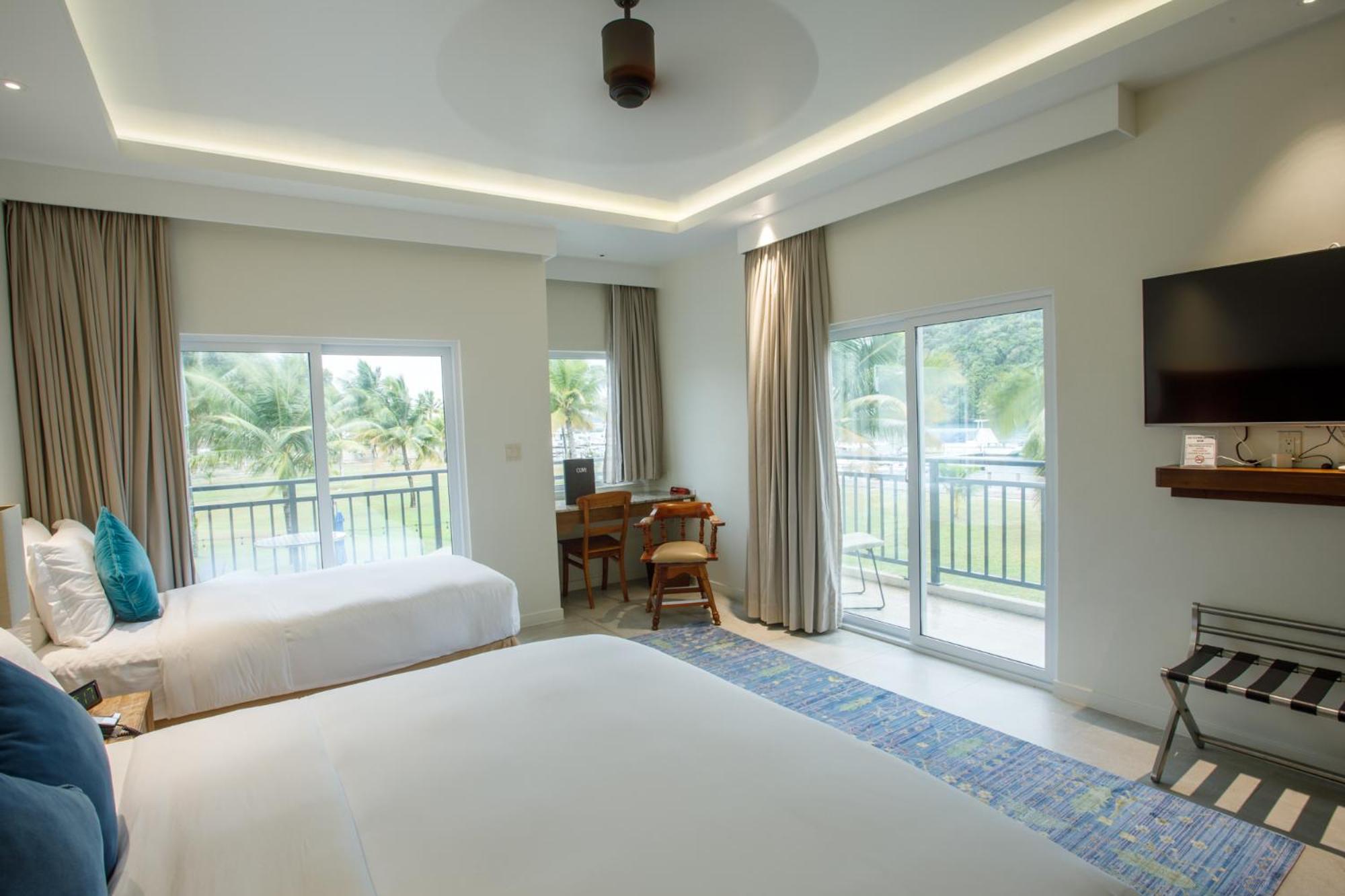 Cove Resort Palau Koror Exteriör bild