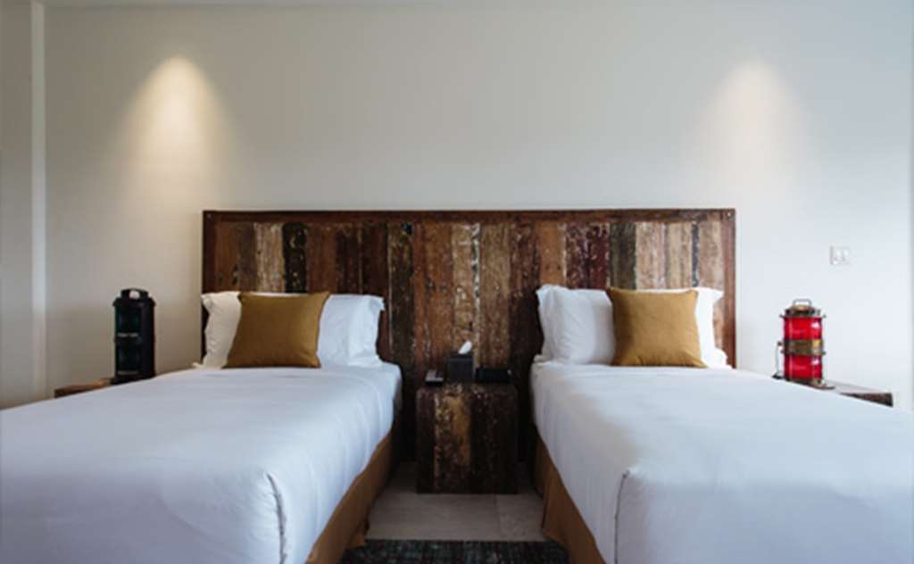 Cove Resort Palau Koror Rum bild