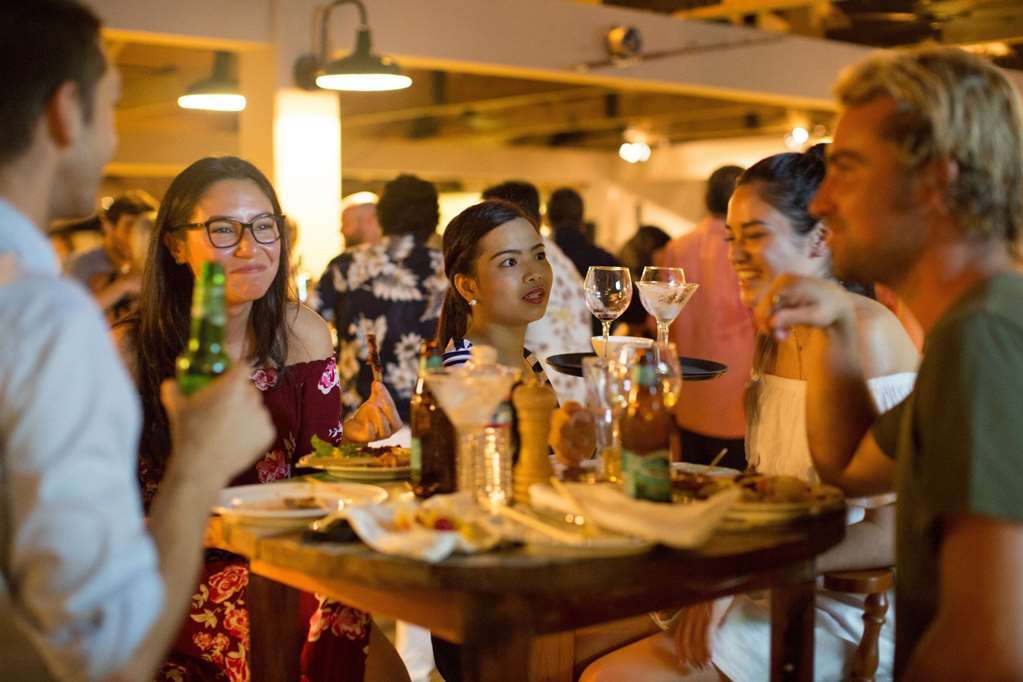 Cove Resort Palau Koror Restaurang bild